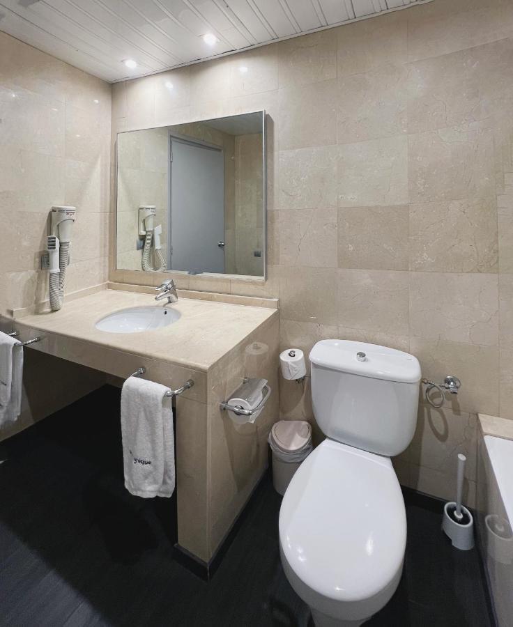 ברצלונה Stay U-Nique Apartments Beltran I Rozpide מראה חיצוני תמונה